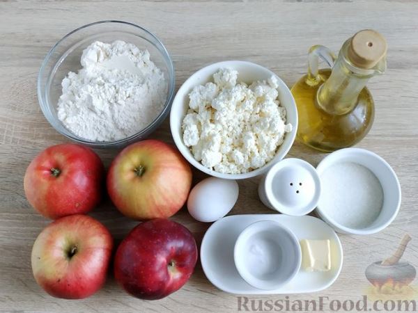 Творожные пирожки с яблоками