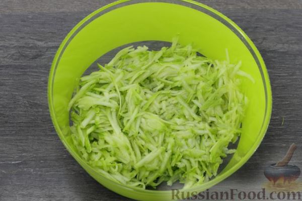 Суфле из куриного филе с кабачком, морковью и укропом