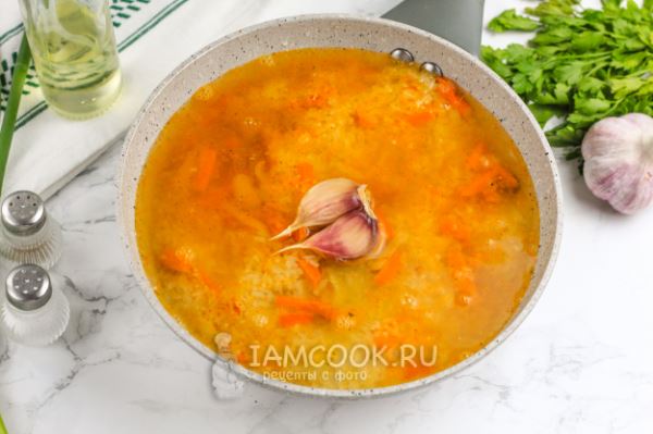 Плов с мидиями в ракушках