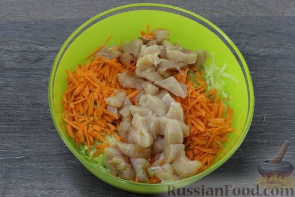 Суфле из куриного филе с кабачком, морковью и укропом